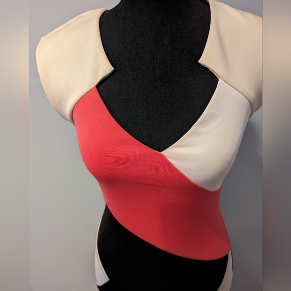 GUESS Color Block Dress size Small - Picture 3 of 4